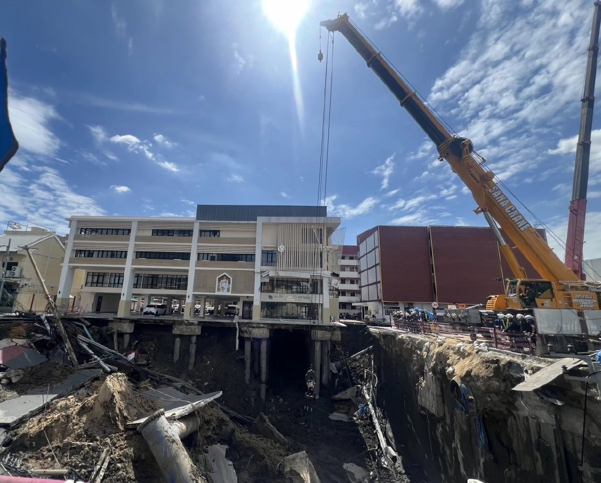 รฟม. สรุปเหตุถนนทรุด เร่งคืนพื้นผิวจราจรภายใน 2 สัปดาห์