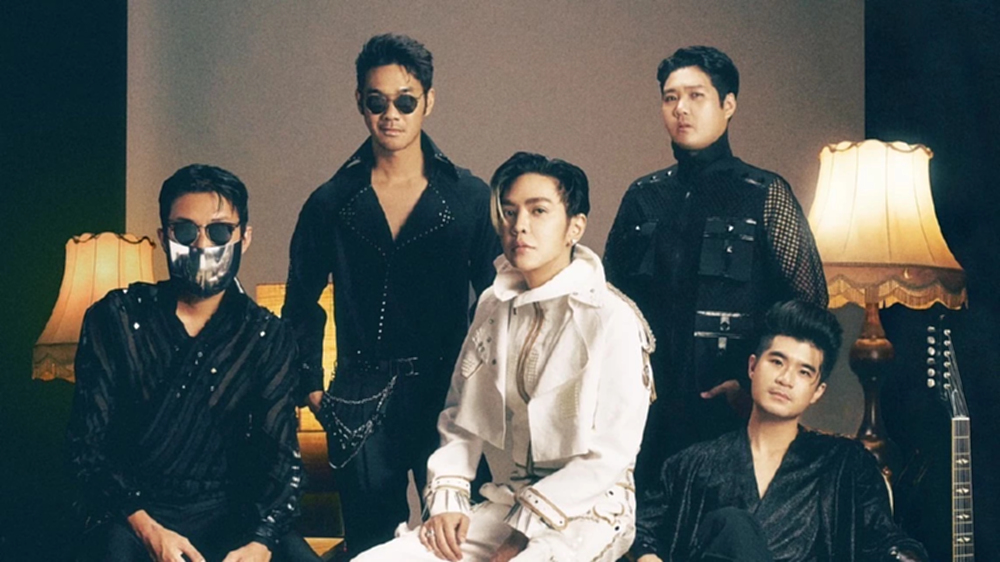 getsunova Feat. ดัง พันกร ในเพลงเศร้าซึมลึก ‘คิดถึงเป็นประจำ’