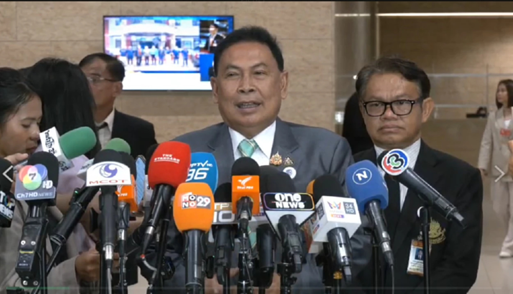 'สุรทิน' ปัดมีใบสั่ง แจ้งความเอาผิด ม.112 กับ 'ภูมิธรรม'