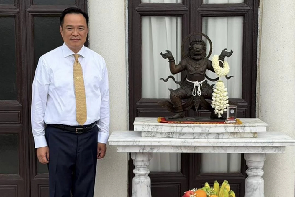 ‘อนุทิน’ อันเชิญ ‘องค์นรสิงห์’ ไว้บนตึกไทยฯ เหมือนยุคลุงตู่