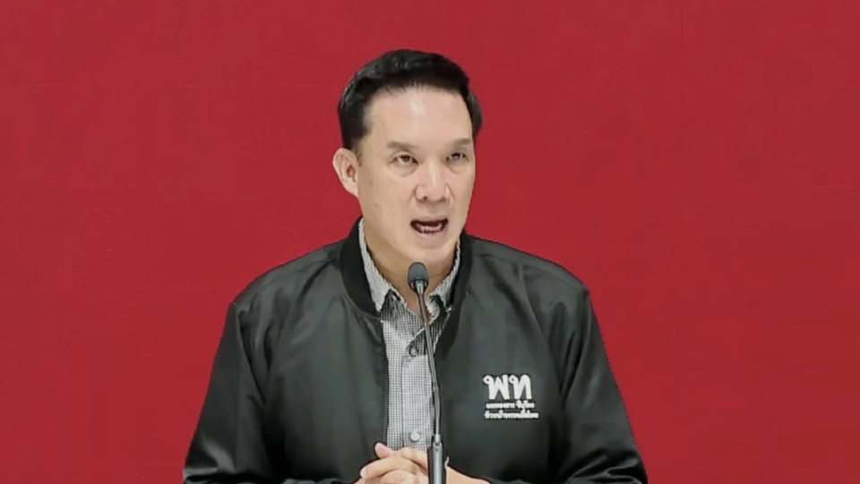 ‘พท.’ จี้ ปชน. ถาม ‘อนุทิน’ สว.สีน้ำเงิน เอาด้วย แก้รธน.-ประชามติ หรือไม่