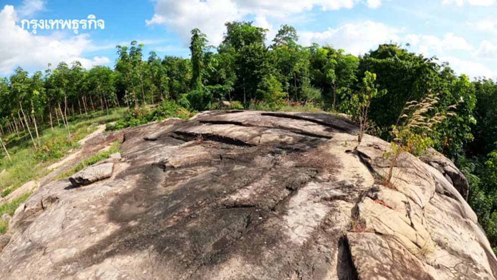 รากปราสาท...ที่บ้านกรวด