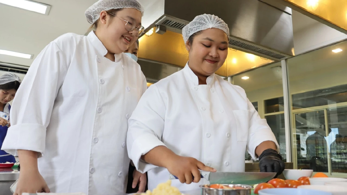 ท่องเที่ยวฯ DPU ปั้นบัณฑิตลุยอุตสาหกรรมการท่องเที่ยว กีฬา และ MICE