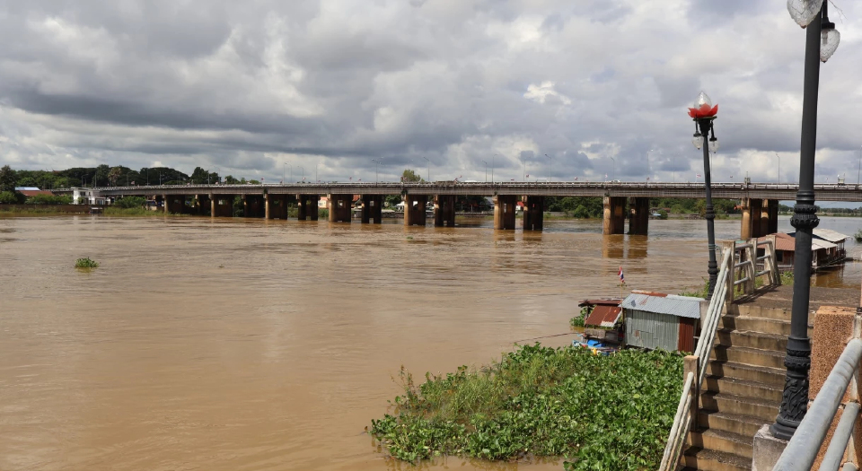 อุบลฯ เฝ้าระวังสูงสุด รับมือ 'พายุบัวลอย' เตือน 3 อำเภอเสี่ยงน้ำท่วม