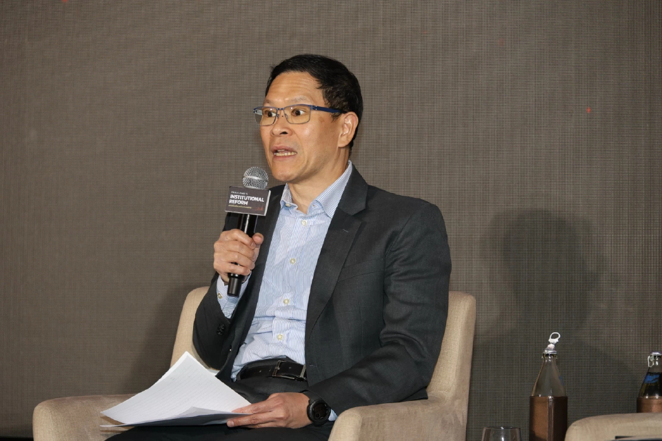 ‘วิรไท’ ถอดบทเรียนฟื้น ‘การบินไทย’  แนะบอร์ดรัฐวิสาหกิจลดสัดส่วนกรรมการภาครัฐ