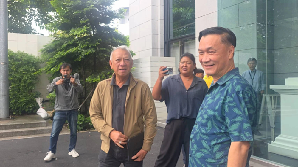 แห่ยินดี 'อนุทิน' ส่วน โผ ครม.ยังไม่นิ่ง แกนนำ ภท. บอกเป็นไปตามข่าว