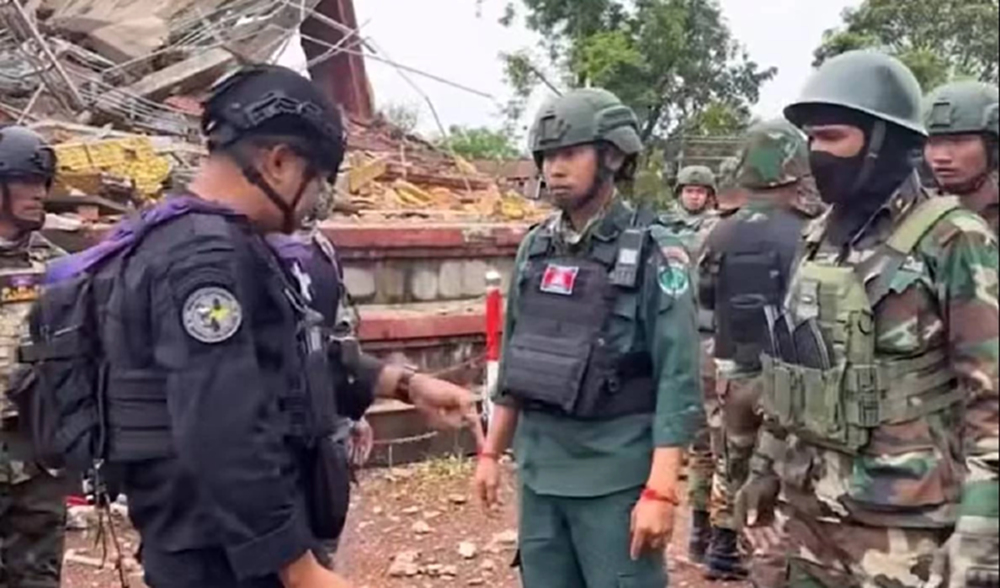 ทบ.แจงปม ทหารกัมพูชา ค้นตัวทหารไทย ช่องอานม้า ขณะคณะ IOT ลงพื้นที่