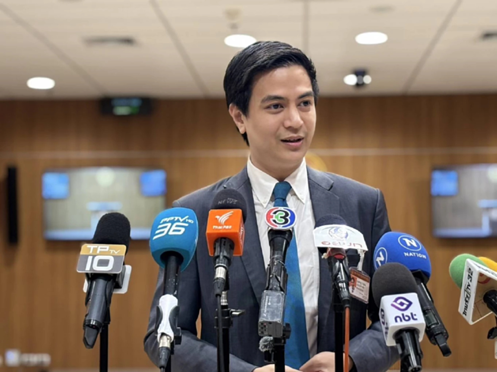 'ปชน.' ขอ 'ภท.' เดินสายคุย 'สว.เสียงข้างมาก' หนุนแก้รธน.60