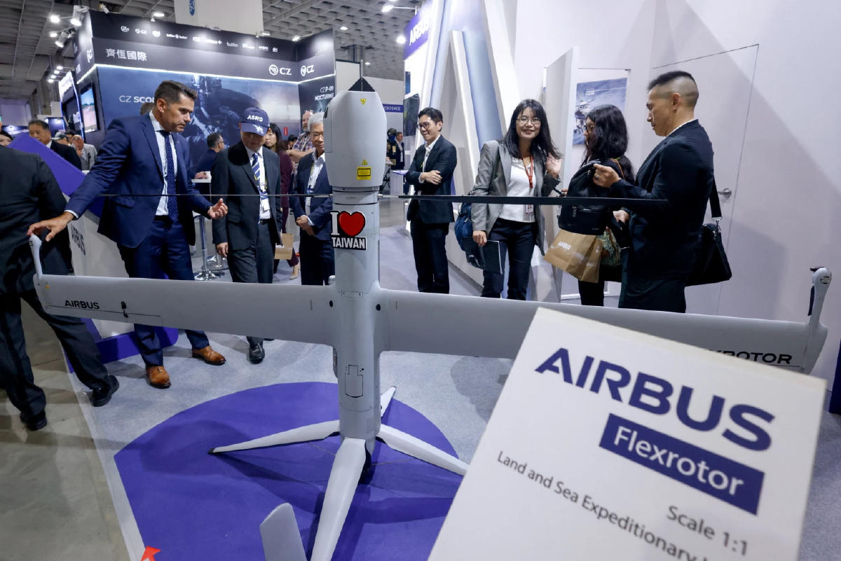 ไต้หวันจัดงานแสดงอาวุธครั้งยิ่งใหญ่ บ.อเมริกันมาเพียบ