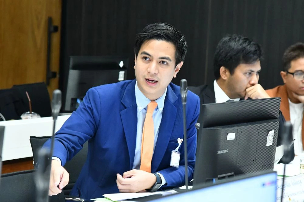 'พริษฐ์' เผย 3พรรค สัญญา ด้นร่างแก้รธน.หมวด15/1 สัปดาห์หน้า