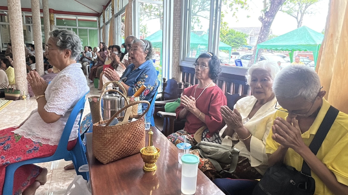 สารทเดือนสิบ อุทิศบุญกุศลให้บรรพบุรุษ เสริมสิริมงคลแก่ตน-ครอบครัว