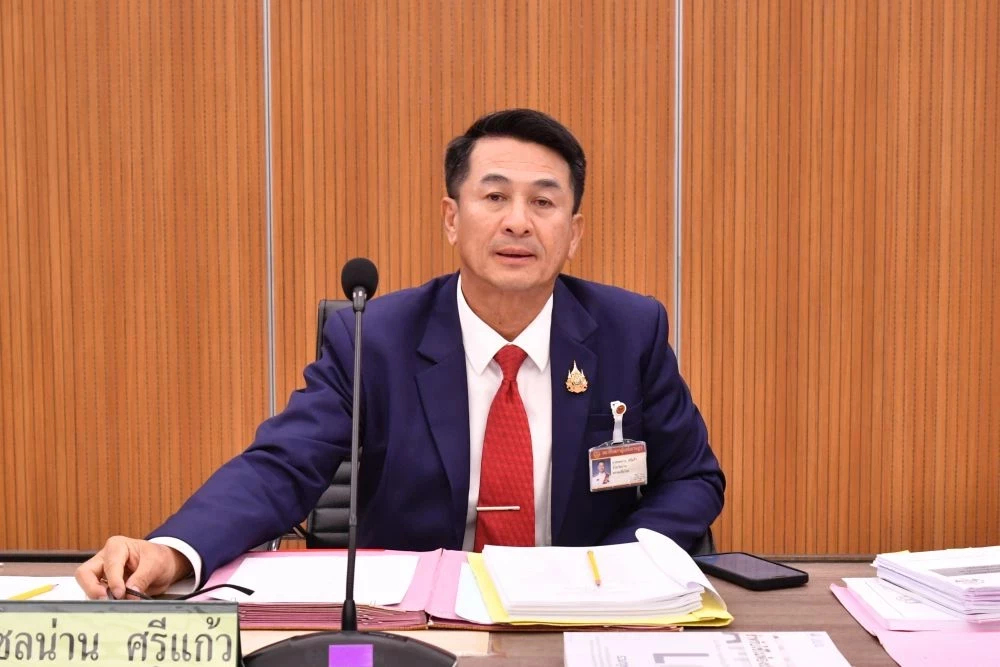 พท.ส่ง 4 หัวหอกชำแหละนโยบายรัฐบาล เล็งซักฟอกคุณสมบัติ รมต.ด้วย