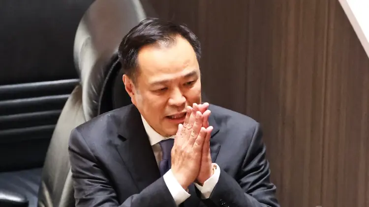 'วันนอร์' ลงนามรับรอง'อนุทิน' แล้ว จ่อทูลเกล้าฯ ชื่อนายกฯพรุ่งนี้