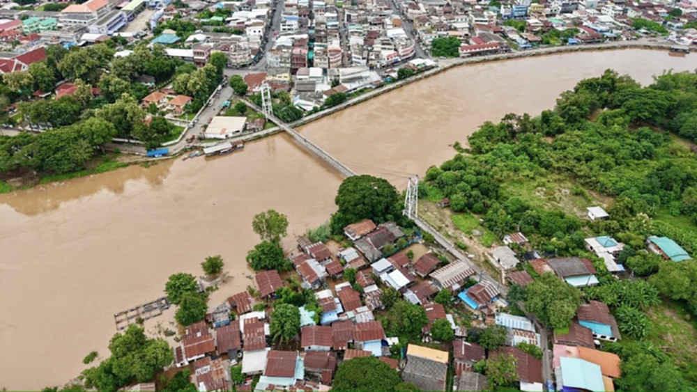 พิจิตร เฝ้าระวัง 'แม่น้ำน่าน' ใกล้ชิด รับมือฝนหนัก จาก พายุบัวลอย