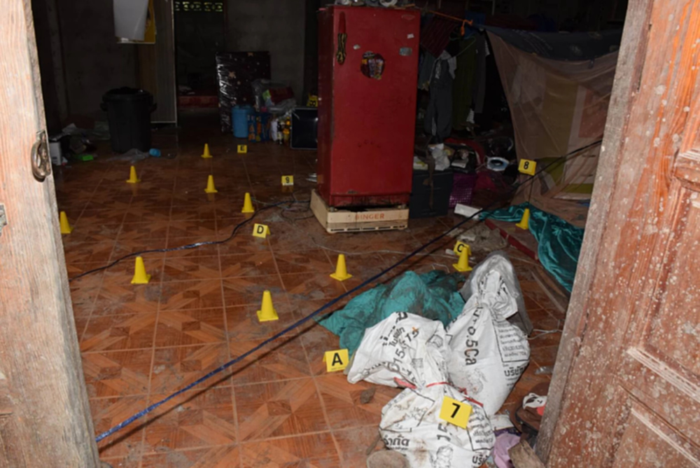 ทบ.พบ สะเก็ดระเบิดชนิดร้ายแรง จากอาวุธวิถีโค้งกัมพูชา ยิงใส่บ้านคนไทย