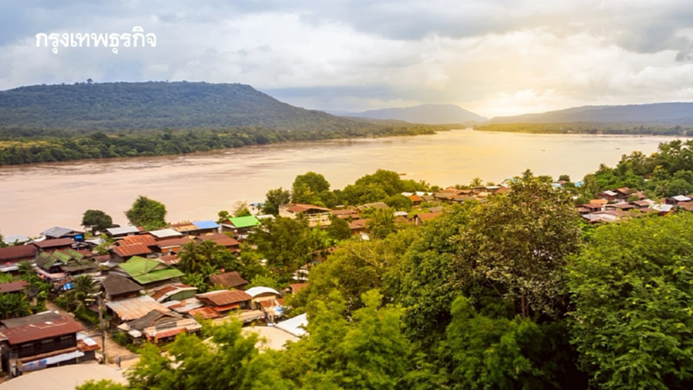 ปักธงแดง 'น้ำมูล' จ.อุบลฯ เริ่มล้นตลิ่งแล้ว อพยพประชาชน 9 ชุมชน