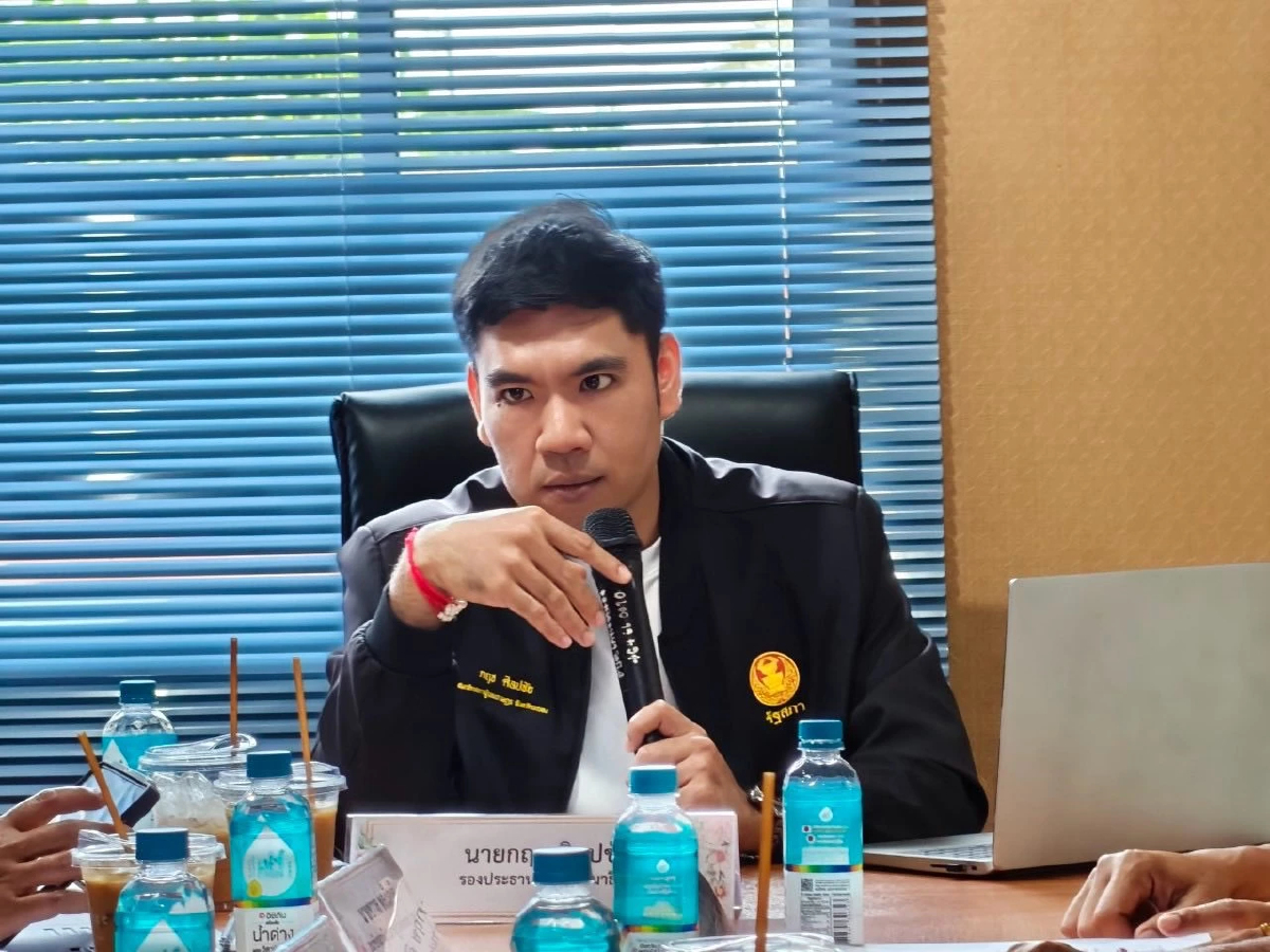 สส.พรรคประชาชน เปิดศึก 'สุชาติ-ยศสิงห์' จี้นายกฯไล่พ้น ครม.