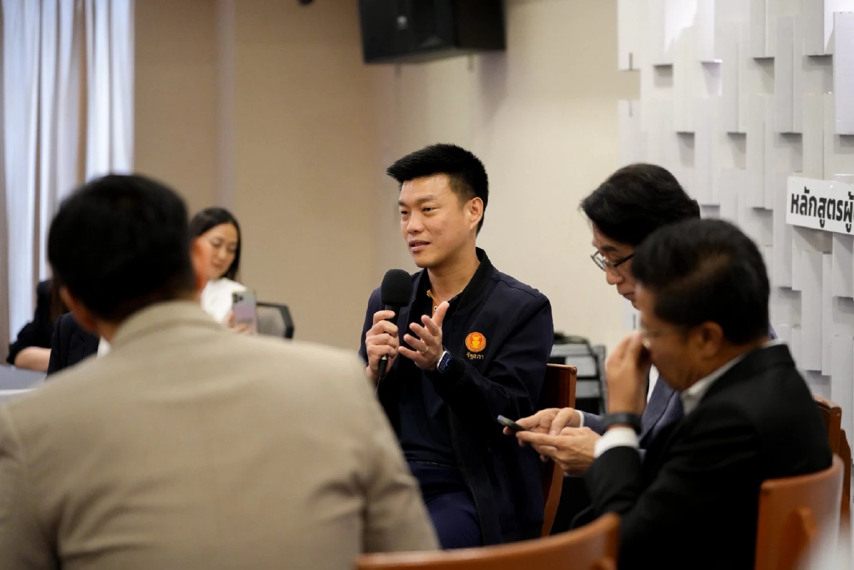 'ณัฐพงษ์' มั่นใจประสบการณ์ ทำการเมือง 6 ปี เหมาะนั่งนายกฯ