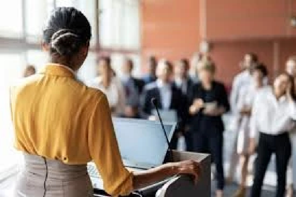 CADT DPU เปิดคอร์สลับ! ศาสตร์สื่อสาร บริหารวิกฤตธุรกิจขั้นเทพ