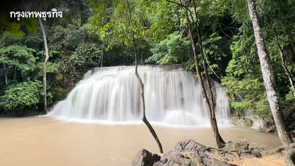 แจ้งเตือน! งดเล่น "น้ำตกเอราวัณ" ชั่วคราว หลังฝนตกหนัก น้ำไหลเชี่ยวแรง