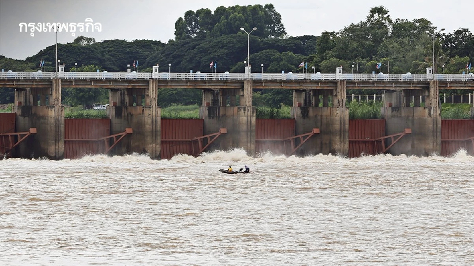 น้ำเหนือเขื่อนเจ้าพระยาพุ่ง ชัยนาท รับน้ำทะลัก 3 อำเภอเสี่ยงท่วม