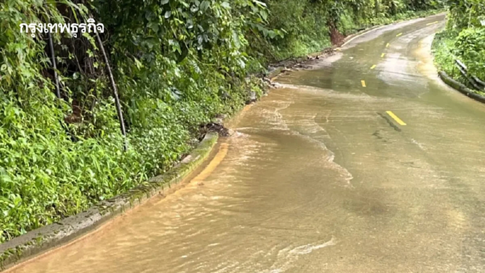 น้ำป่าถล่ม 'ถนนเชียงใหม่-เชียงดาว' รถผ่านไม่ได้ เช็กทางเลี่ยง
