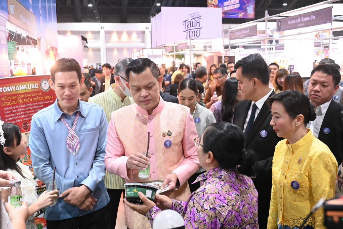 ธนกร สั่ง ดีพร้อม ลุย 'คนละครึ่ง พลัส' หนุน SME เข้าสู่ Digital Payment