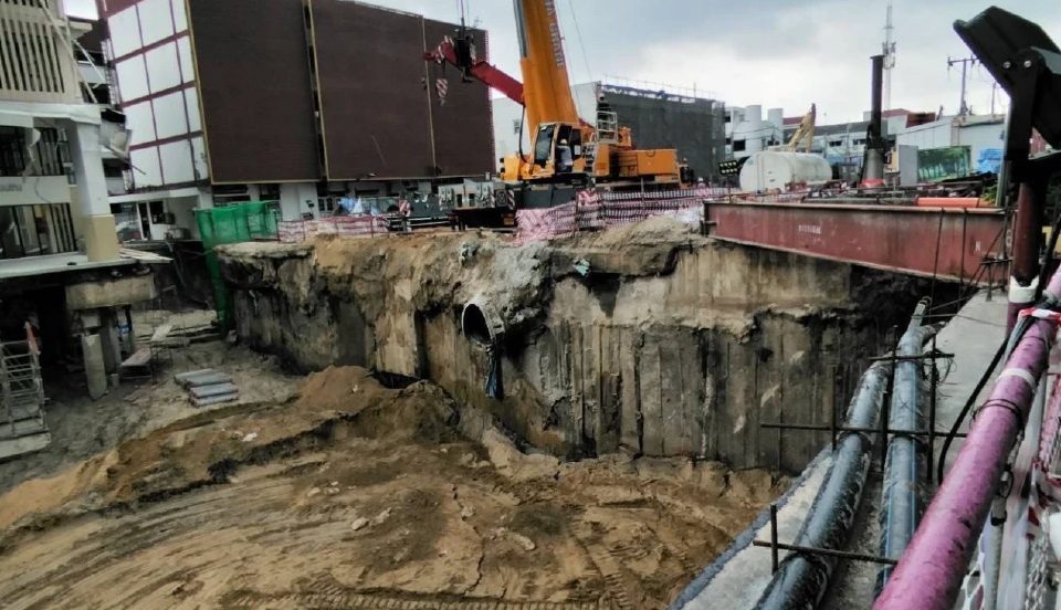 คืบซ่อมถนนสามเสน รฟม. ปรับแผนรื้อ สน.สามเสน ไม่หวั่นอาคารทรุดตัว