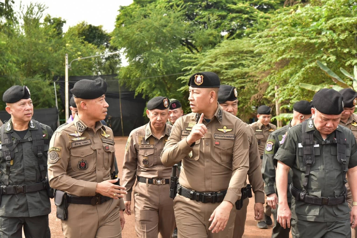 ผบ.ตร. ลงพื้นที่สระแก้ว ตรวจตำรวจภาค 2-ตชด. พร้อมปฏิบัติเต็มที่