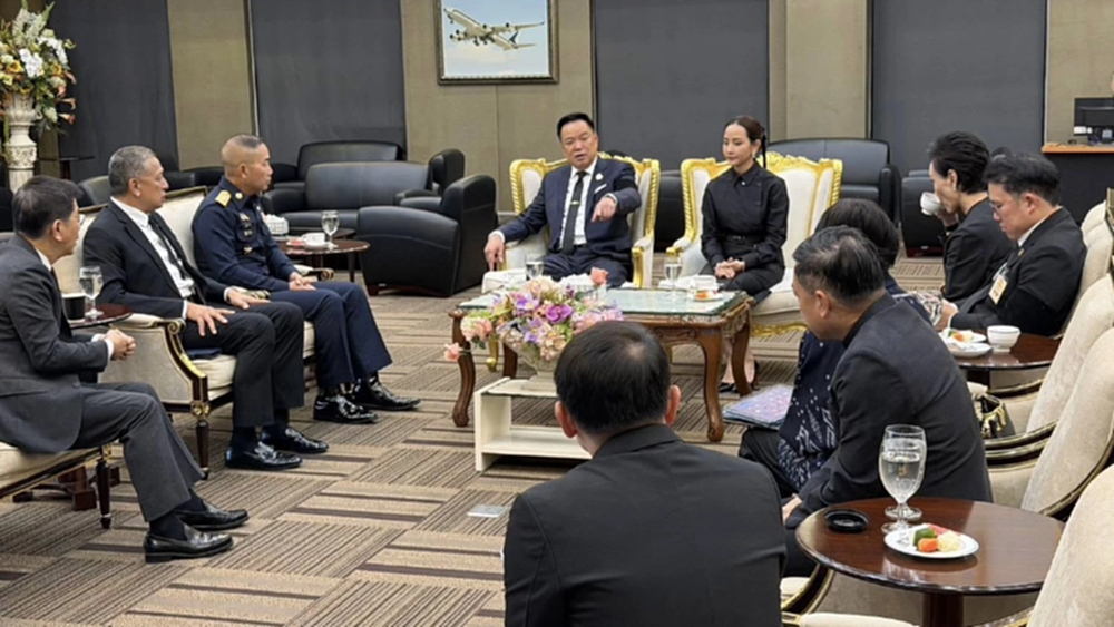 ‘โฆษกรัฐบาล’ สวน นักแซะ ‘อนุทิน’ สั่งงานก่อนบิน ไม่ใช่พวกถ่ายรูปเสร็จจบ