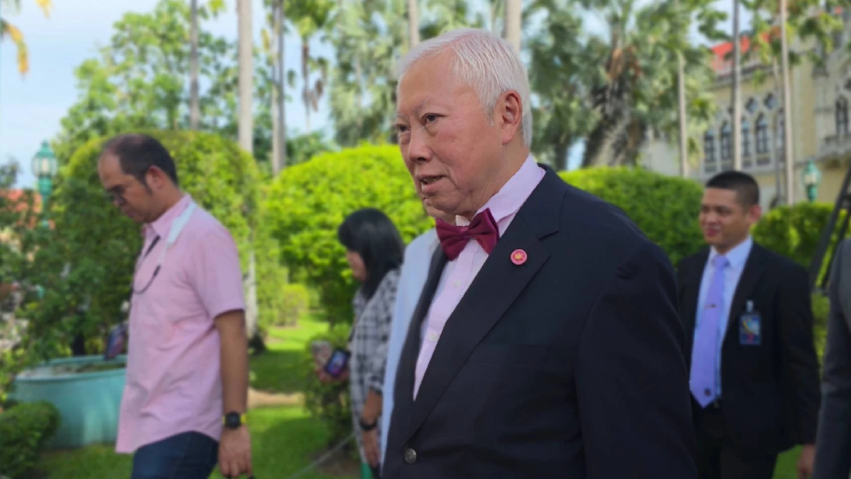 'บวรศักดิ์' ชี้ตรวจสอบฎีกา 'ทักษิณ'ขออภัยโทษ ขั้นตอนปกติของ สลค.