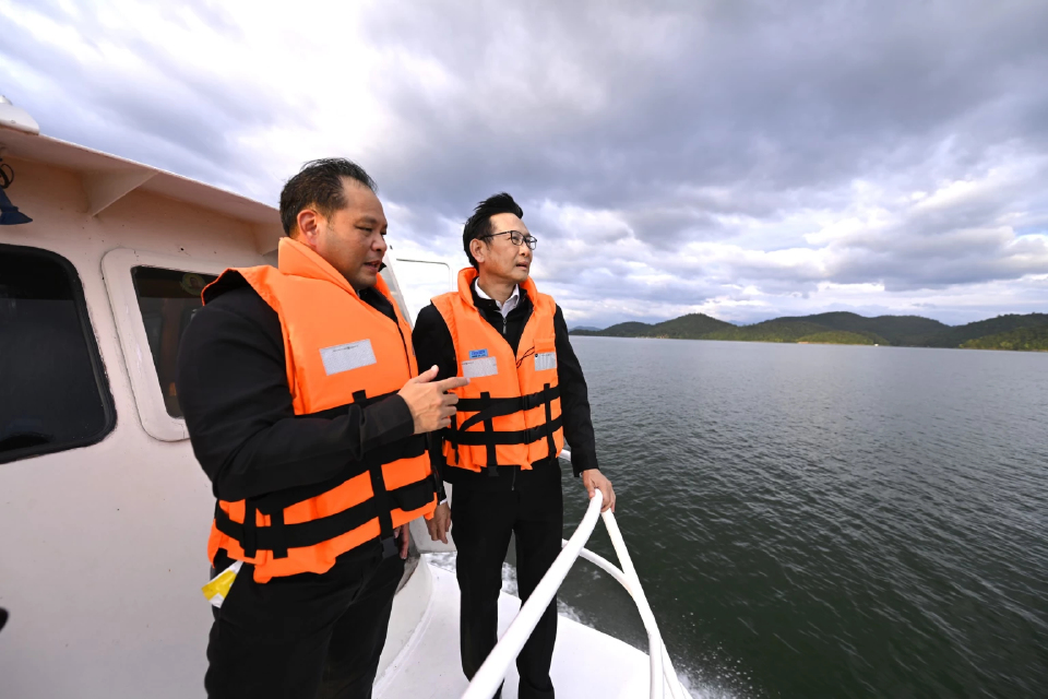 'อรรถพล' ลุย 'Floating Solar' 3 เขื่อนหลัก กฟผ. รวม 1,638 เมกะวัตต์