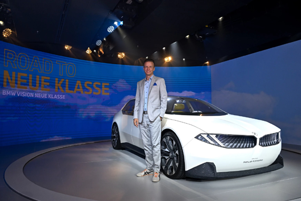 บีเอ็มดับเบิลยู ประกอบ อีวี - เปิดตัว iX3 ยุคใหม่ BMW คันแรก ปีหน้า