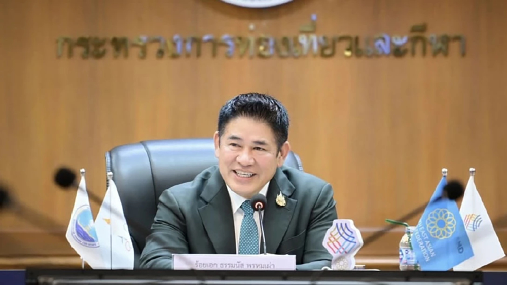 ‘ธรรมนัส’ เล็งชง ลดค่าบริการสนามบิน AOT จูงใจ นทท.จีนกลับไทย