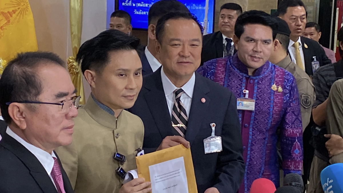 ‘อนุทิน’ รับหนังสือ ‘ปานเทพ’ จี้ยกเลิก MOU43-44 เหตุ กัมพูชา ละเมิดร้ายแรง