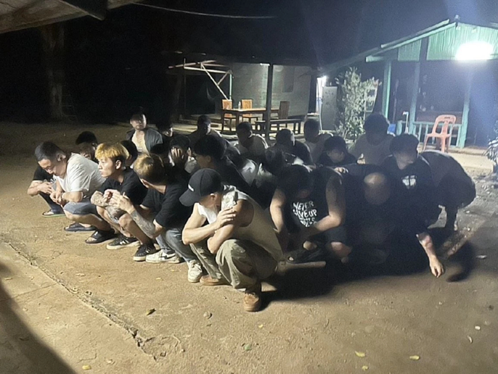 ทร.สกัด 17 ต่างชาติ เชื่อมโยงขบวนการสแกมเมอร์ บริเวณด่านผักกาด