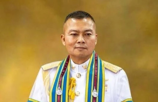 'พล.ท.บุญสิน' รับปริญญาปรัชญาดุษฎีบัณฑิตกิตติมศักดิ์ มทร.อุเทนถวาย