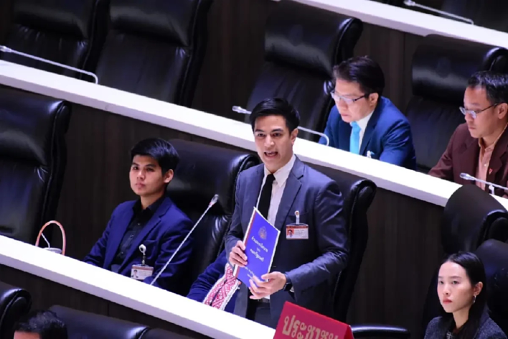 'ไอติม' ชง 3 ข้อบี้รัฐบาลแก้สแกมเมอร์ เตือนอย่ายุบสภาหนีตรวจสอบ