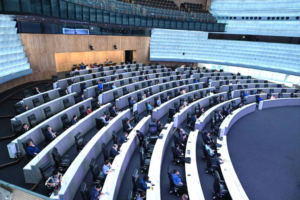 'มงคล' นัดโหวต2กกต.ใหม่พรุ่งนี้ 'สว.ข้างน้อย' ติดใจความโปร่งใส