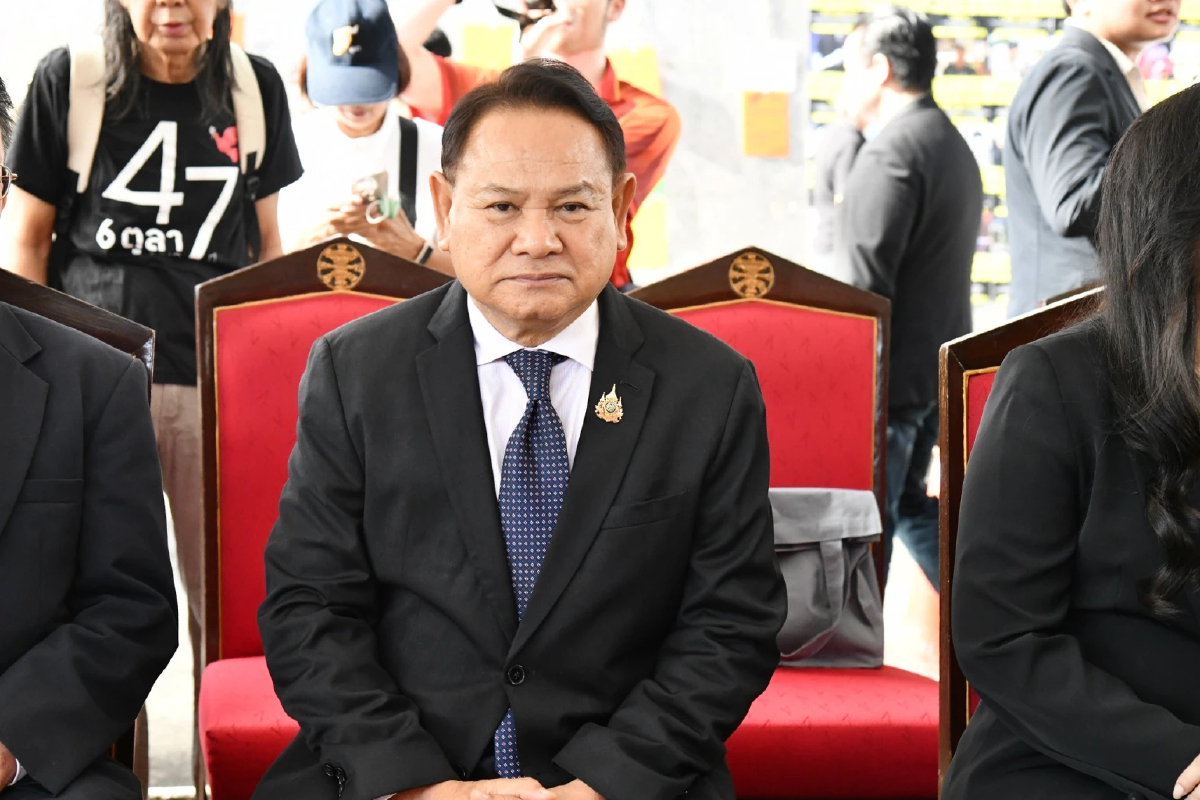 'ฉลาด' สั่งสอบ หาตัว 'มือดี' ทิ้งก้นบุหรี่ จนเป็นเหตุให้ ไฟไหม้สภา