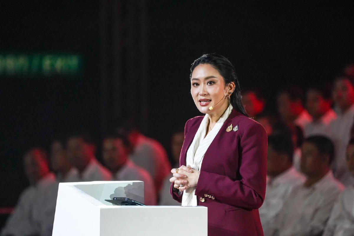 เพื่อไทยเปิดตัว 185 ว่าที่ผู้สมัคร สส.ล็อตแรก 'แพทองธาร' อุบ 3 แคนดิเดตนายกฯ