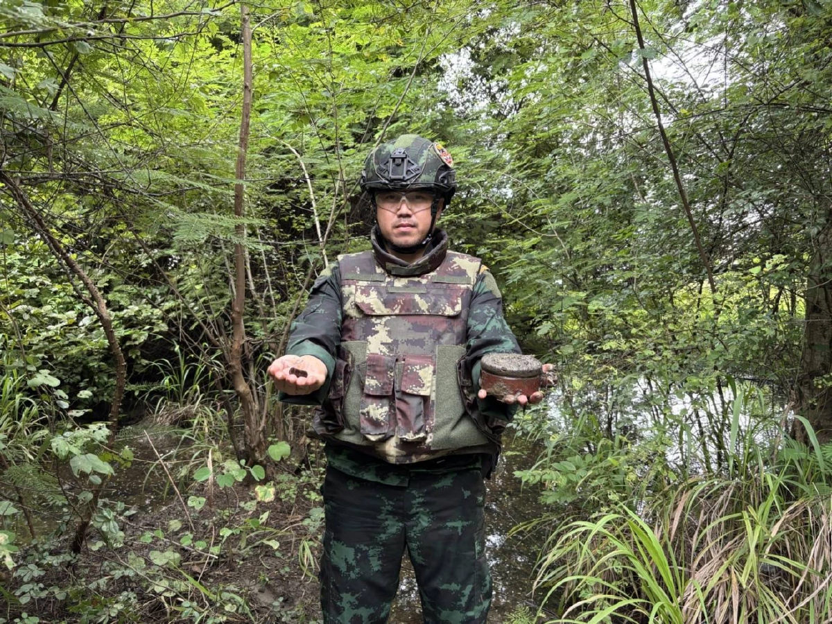 4 วัน ทหารไทย พบทุ่นระเบิด บ้านหนองหญ้าแก้ว 7 ทุ่น พร้อมใช้งาน