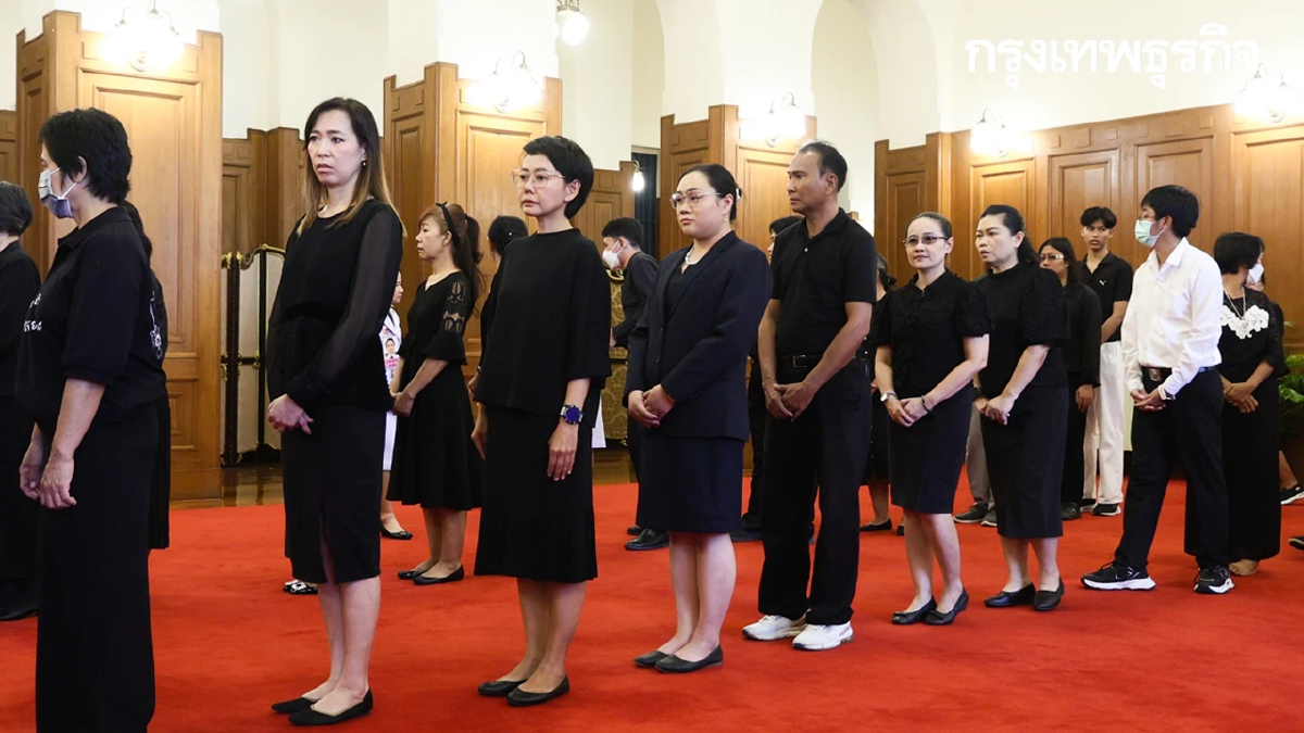 กทม. แนะ การแต่งกายเข้าถวายสักการะพระบรมศพสมเด็จพระพันปีหลวง