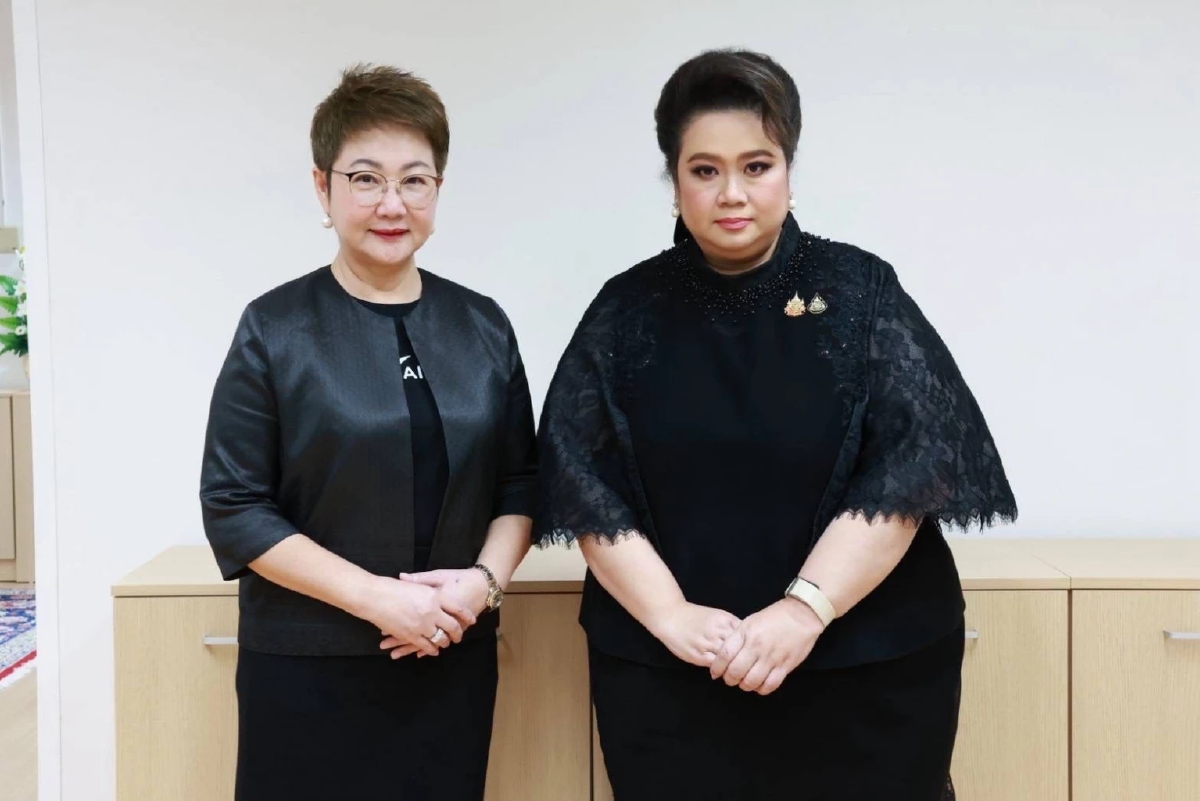 AIS ร่วมกับกรมประชาสัมพันธ์ เผยแพร่สารคดีเฉลิมพระเกียรติ “แม่ของแผ่นดิน”  ผ่าน AIS PLAY