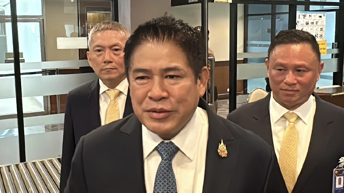 ‘ธรรมนัส’ ปัดเอี่ยว ‘มูลนิธิกันจอมพลัง’ ชี้ มือใหม่หัดขับ ทำอะไรไม่ค่อยคิด