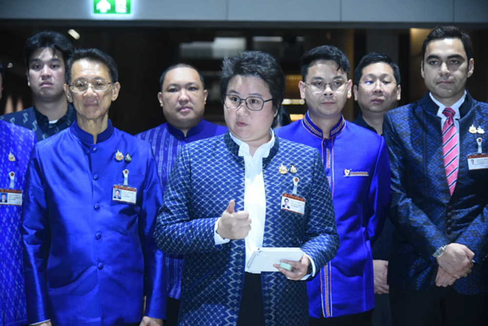 โฆษก ภท.เผยร่างแก้ไขรัฐธรรมนูญใช้ของ 'ภูมิใจไทย' เป็นหลัก