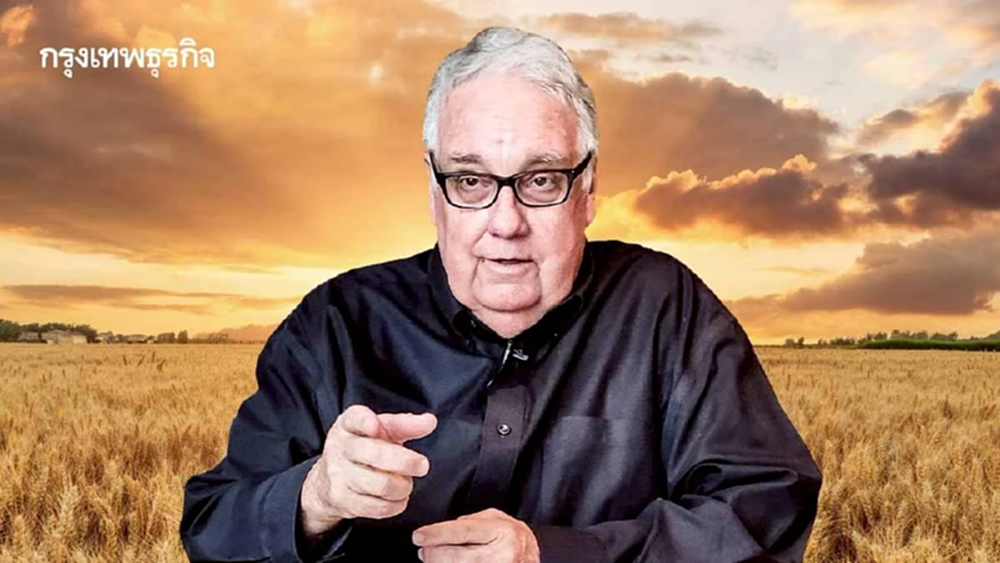 ฮาวเวิร์ด บัฟเฟตต์ ลูกชายมหาเศรษฐีที่เลือกทำไร่ "ผมลงทุนในดิน มากกว่าหุ้น"