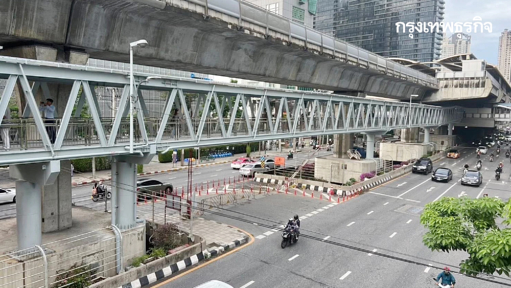 เปิดใช้แล้ว สกายวอล์ก สุรศักดิ์-กรุงเทพคริสเตียน แก้รถติดสาทร