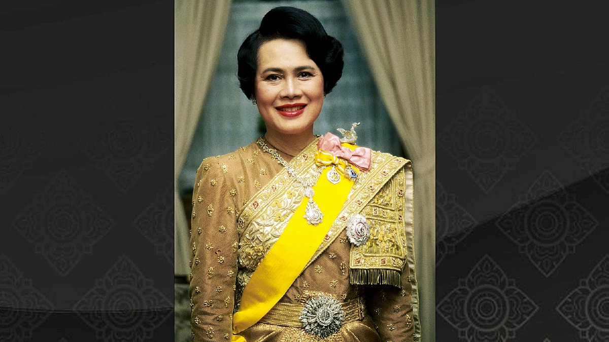 เปิดให้ดาวน์โหลดฟรี พระฉายาลักษณ์ 'สมเด็จพระพันปีหลวง'