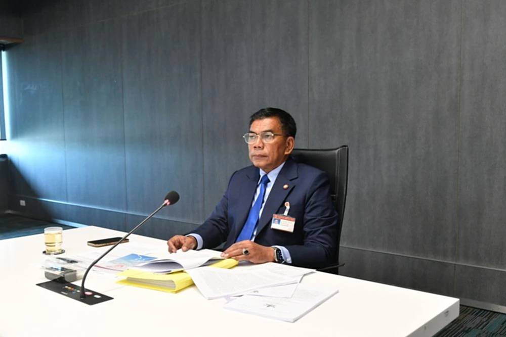 'กมลศักดิ์' ยังไม่ได้คุย 'ทวี' หลังมีข่าวถูกทาบนั่ง หัวหน้า พท.